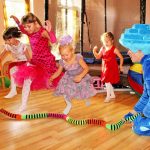 Самые популярные и весёлые развлечения для детского праздника — Топ-10 вариантов веселой забавы для юных гостей